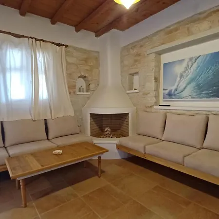 Blue Xenia - 2 Chrisi Akti (Paros)