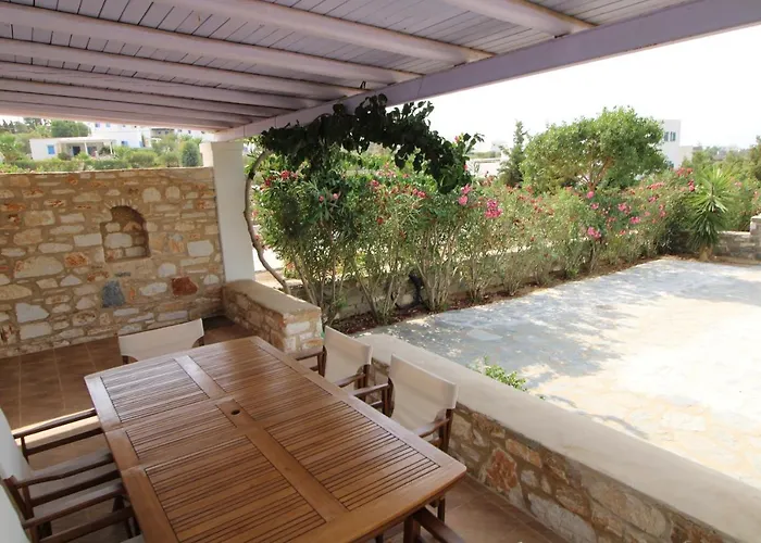 Blue Xenia - 2 Chrisi Akti (Paros)