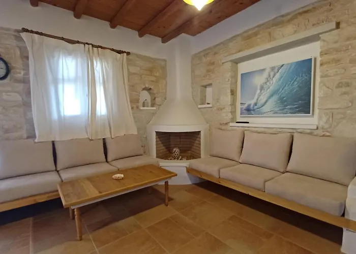 Blue Xenia - 2 Chrisi Akti (Paros)